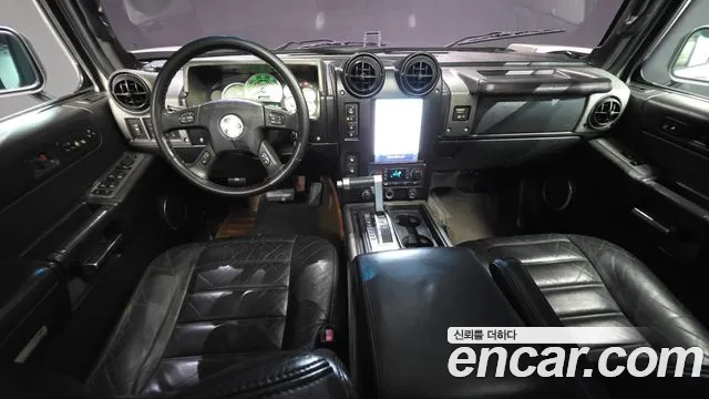 Hummer H2 — интерьер