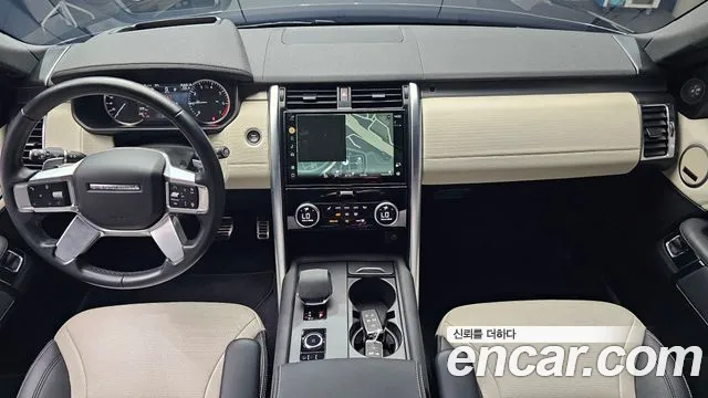 Land Rover Discovery — интерьер