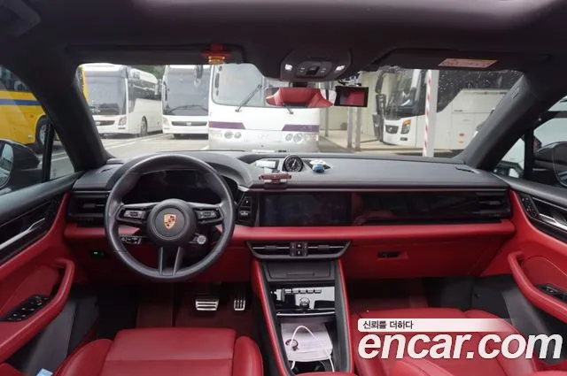 Porsche Macan — интерьер