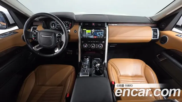 Land Rover Discovery — интерьер