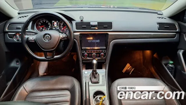 Volkswagen Passat — интерьер