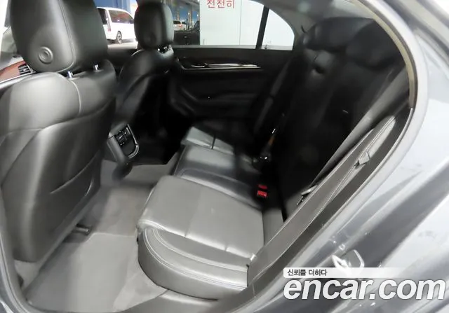 Cadillac CTS — интерьер