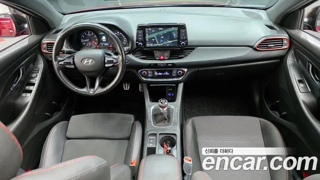 Hyundai i30 — интерьер
