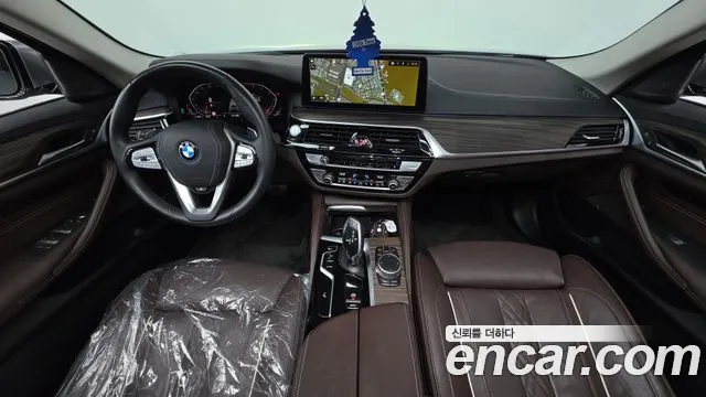 BMW 5 серия — интерьер