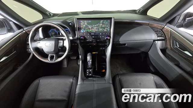 Toyota Alphard — интерьер