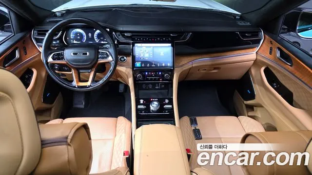 Jeep Cherokee — интерьер