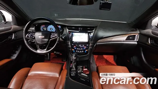 Cadillac CTS — интерьер
