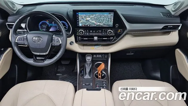 Toyota Highlander — интерьер