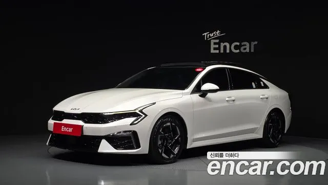Kia K5 — экстерьер