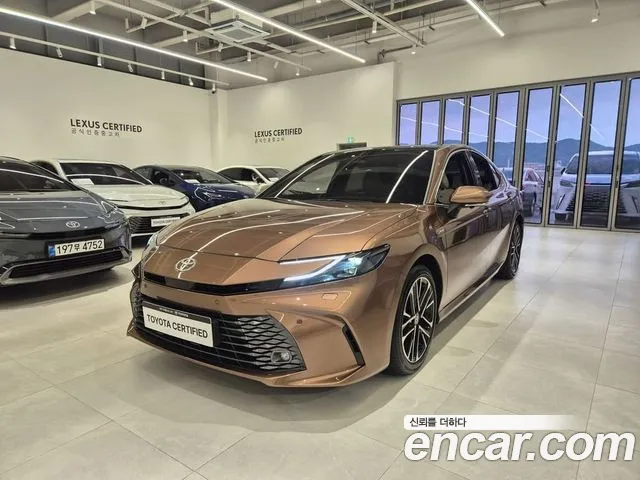 Toyota Camry — экстерьер