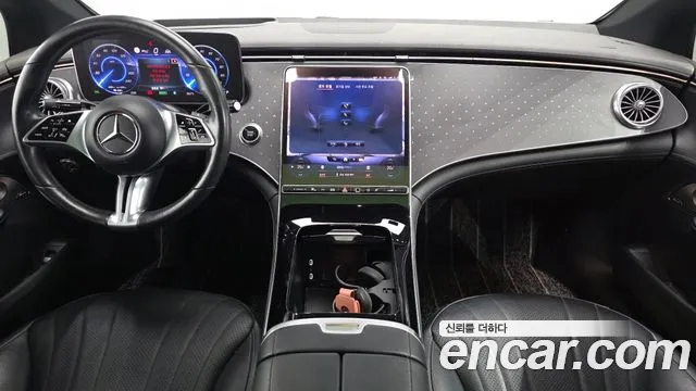 Mercedes-Benz EQE — интерьер