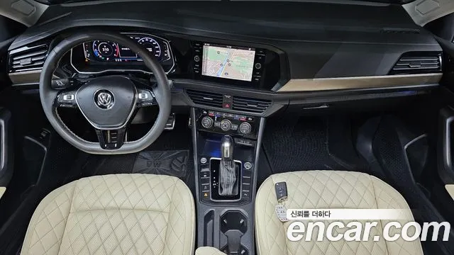 Volkswagen Jetta — интерьер
