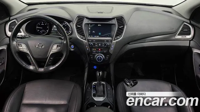 Hyundai Santa Fe — интерьер