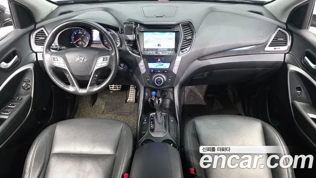Hyundai Santa Fe — интерьер