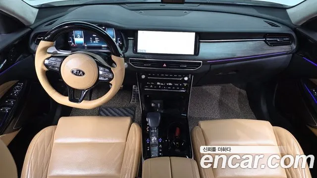 Kia K7 — интерьер