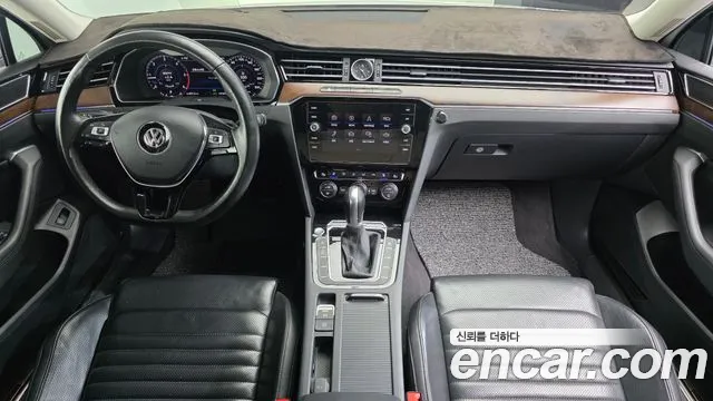 Volkswagen Passat — интерьер
