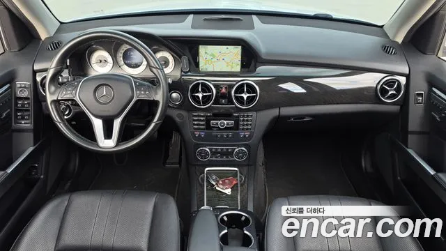 Mercedes-Benz GLK-класс — интерьер