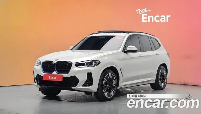 BMW iX3