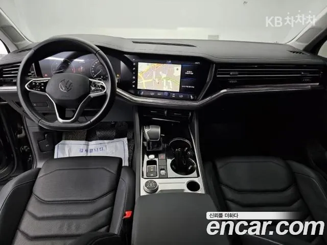 Volkswagen Touareg — интерьер