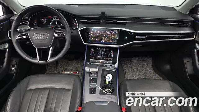 Audi A6 — интерьер