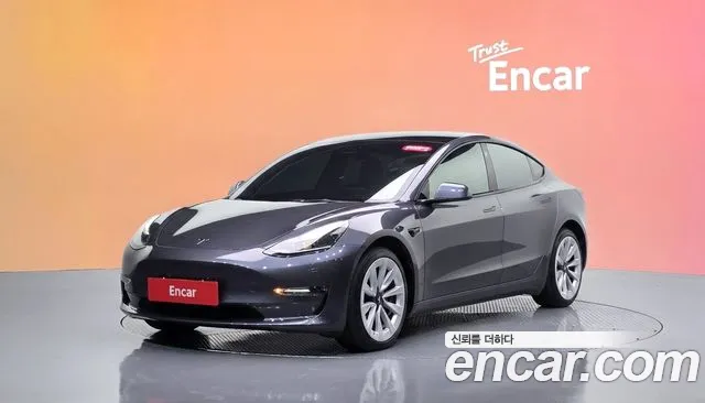 Tesla Model 3 — экстерьер