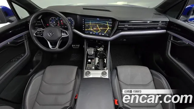 Volkswagen Touareg — интерьер