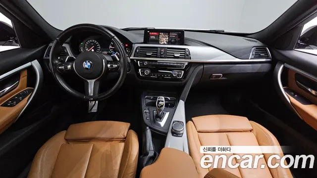 BMW 3 серия — интерьер