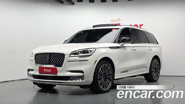 Lincoln Aviator — экстерьер