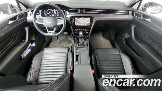 Volkswagen Passat — интерьер