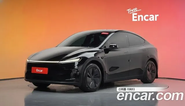 Tesla Model Y — экстерьер
