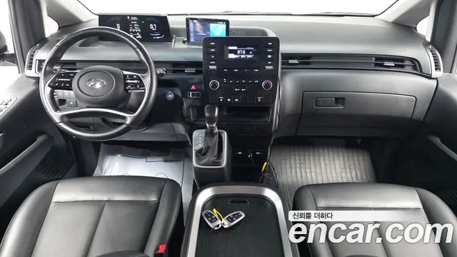 Hyundai Staria — интерьер