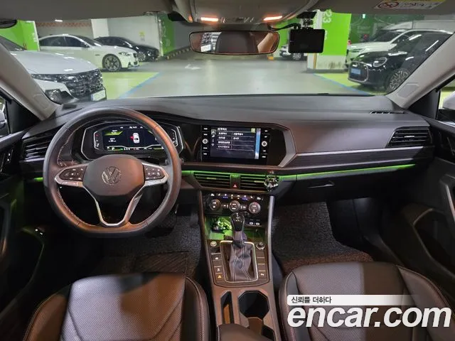 Volkswagen Jetta — интерьер