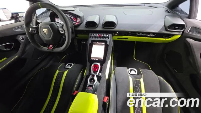 Lamborghini Huracan — интерьер