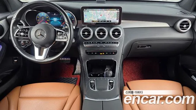 Mercedes-Benz GLC-класс — интерьер