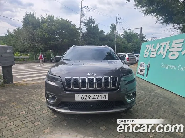 Jeep Cherokee — экстерьер