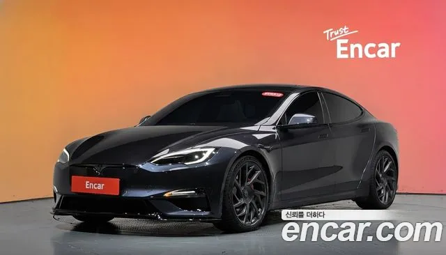 Tesla Model S — экстерьер