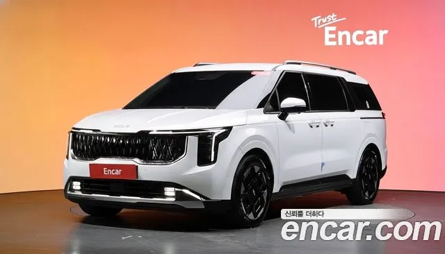 Kia Carnival — экстерьер