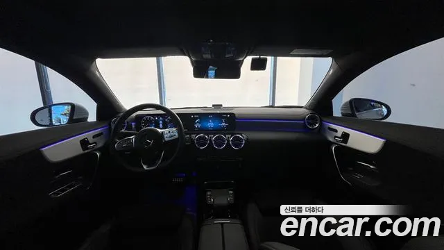 Mercedes-Benz CLA-класс — интерьер