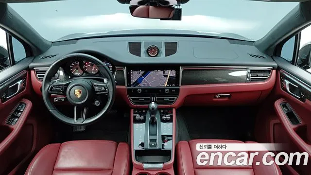 Porsche Macan — интерьер