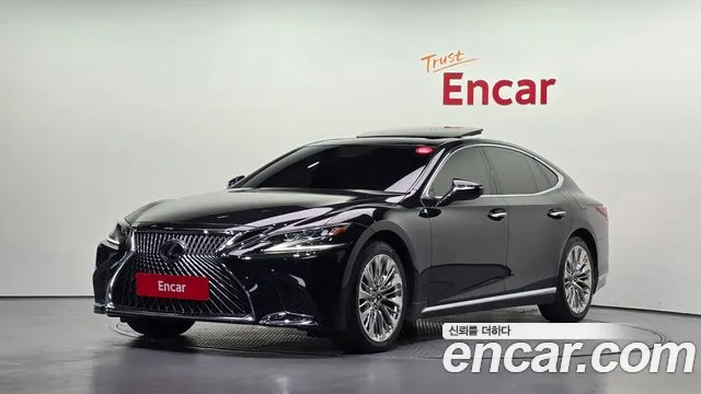 Lexus LS — экстерьер