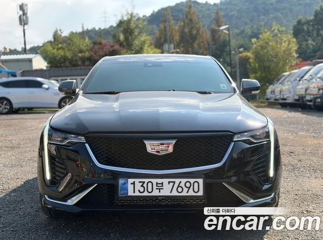 Cadillac CT4 — экстерьер