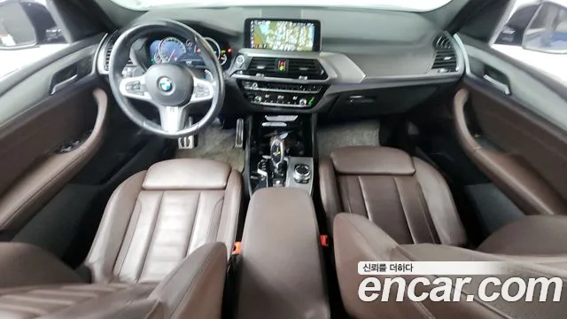BMW X3 — интерьер