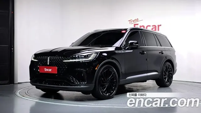 Lincoln Aviator — экстерьер
