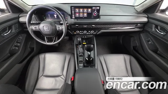 Honda Accord — интерьер