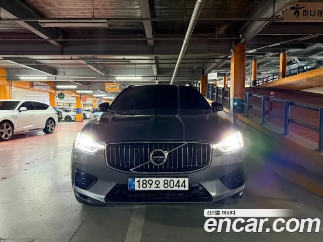 Volvo XC60 — экстерьер