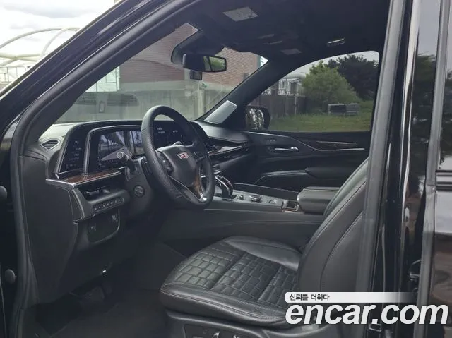 Cadillac Escalade — интерьер