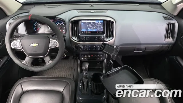 Chevrolet Korea Colorado — интерьер