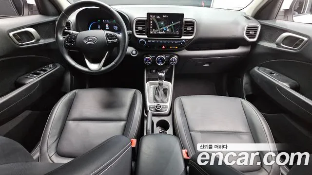 Hyundai Venue — интерьер
