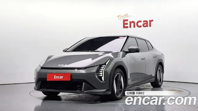 Kia EV4 — экстерьер