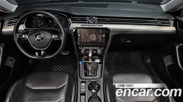 Volkswagen Arteon — интерьер
